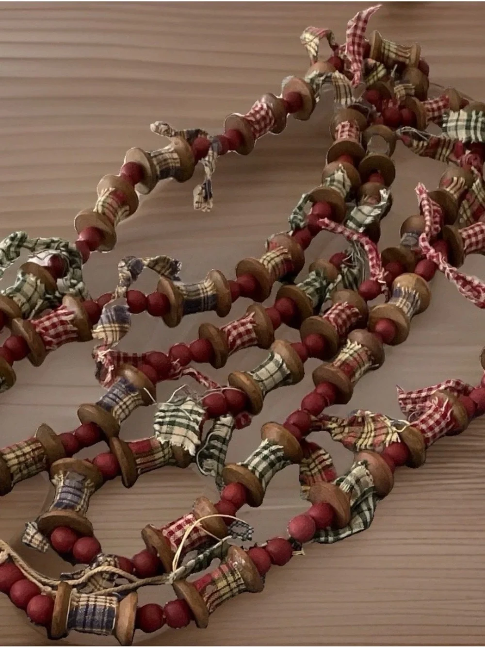 Rustic Farmhouse Wood Spool Bead Garland Plaid Rag Tie Holiday Decor 9 ft. VTG.